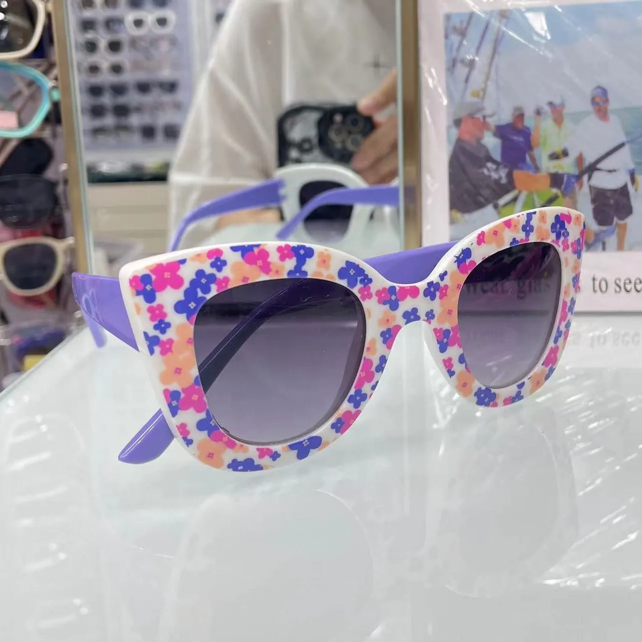 New Cute Fresh Flower Sunglasses Children's Fashion Sunglasses UV Protection Baby Multi-color Lens Glasses display picture 2
