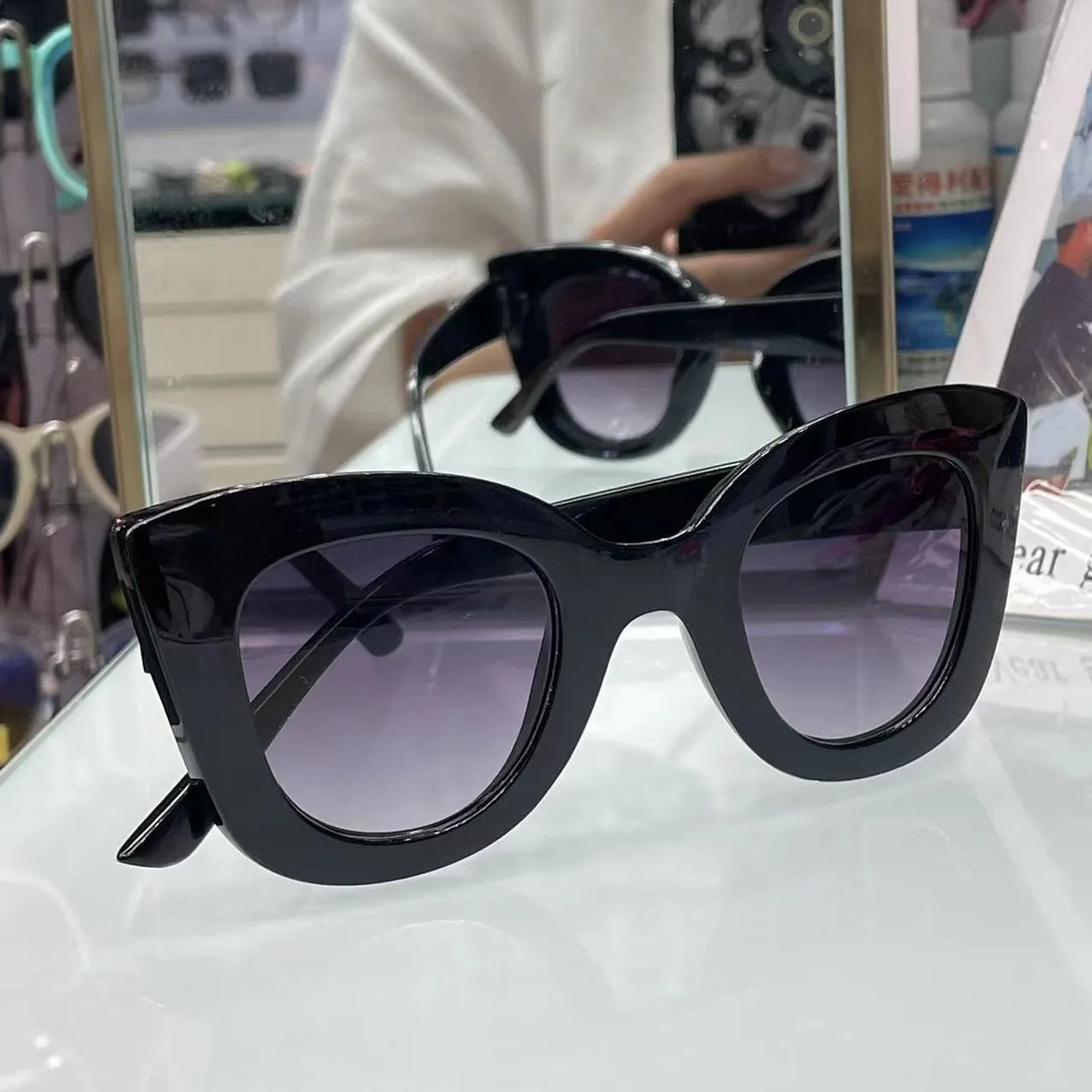 New Cute Fresh Flower Sunglasses Children's Fashion Sunglasses UV Protection Baby Multi-color Lens Glasses display picture 6