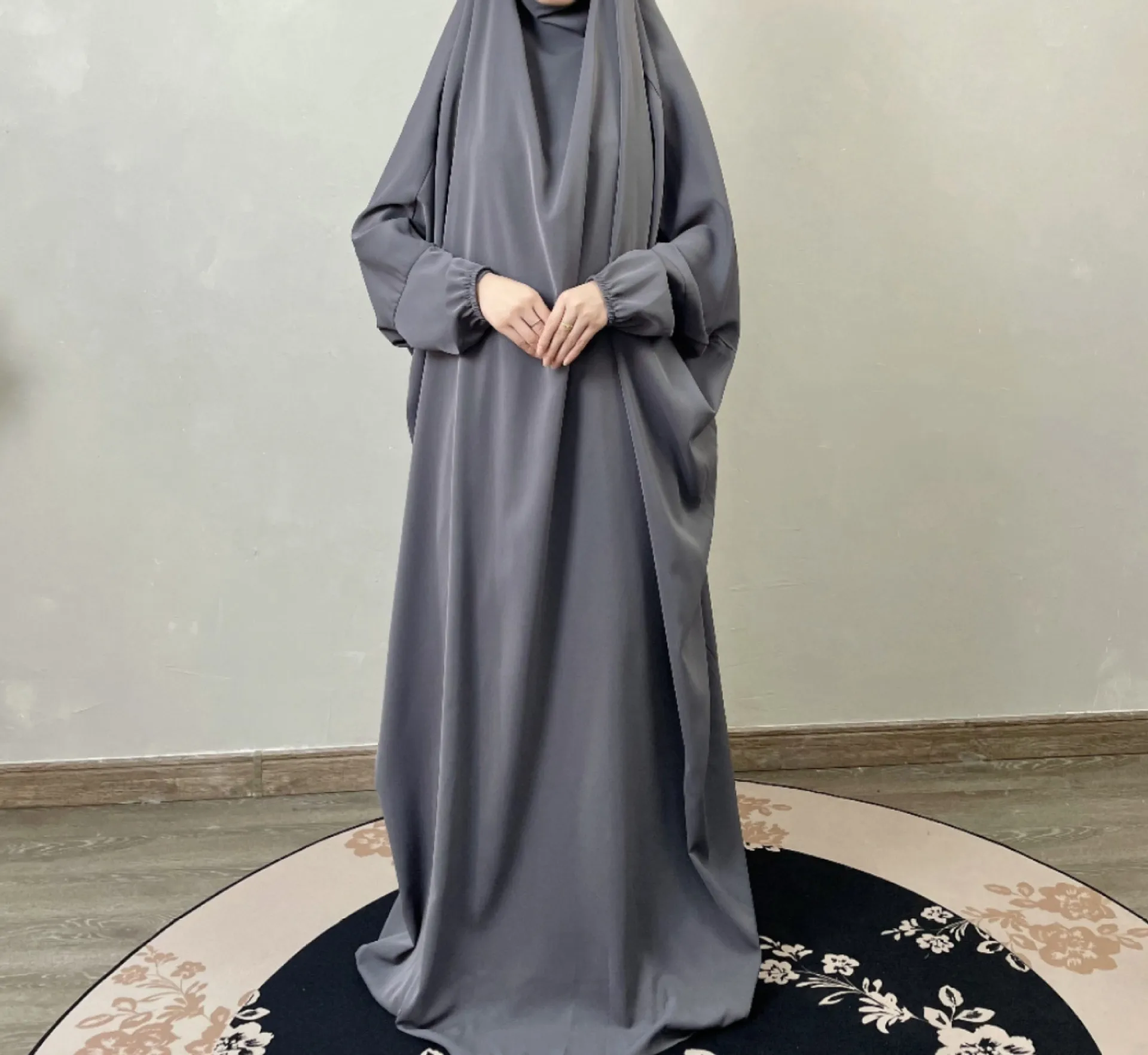 Muslim Clothing Large Size Women's Clothing Simple Abaya display picture 3