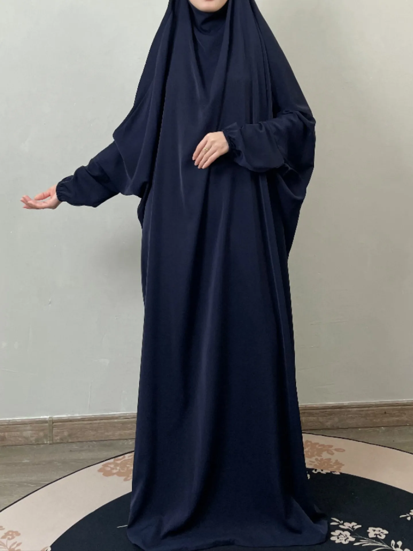 Muslim Clothing Large Size Women's Clothing Simple Abaya display picture 4