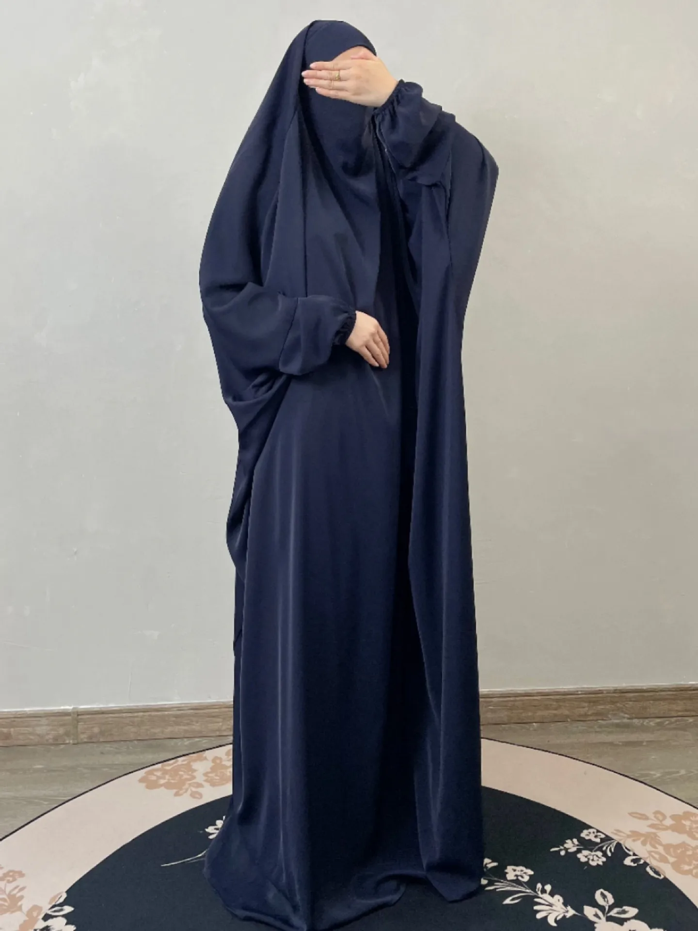 Muslim Clothing Large Size Women's Clothing Simple Abaya display picture 5