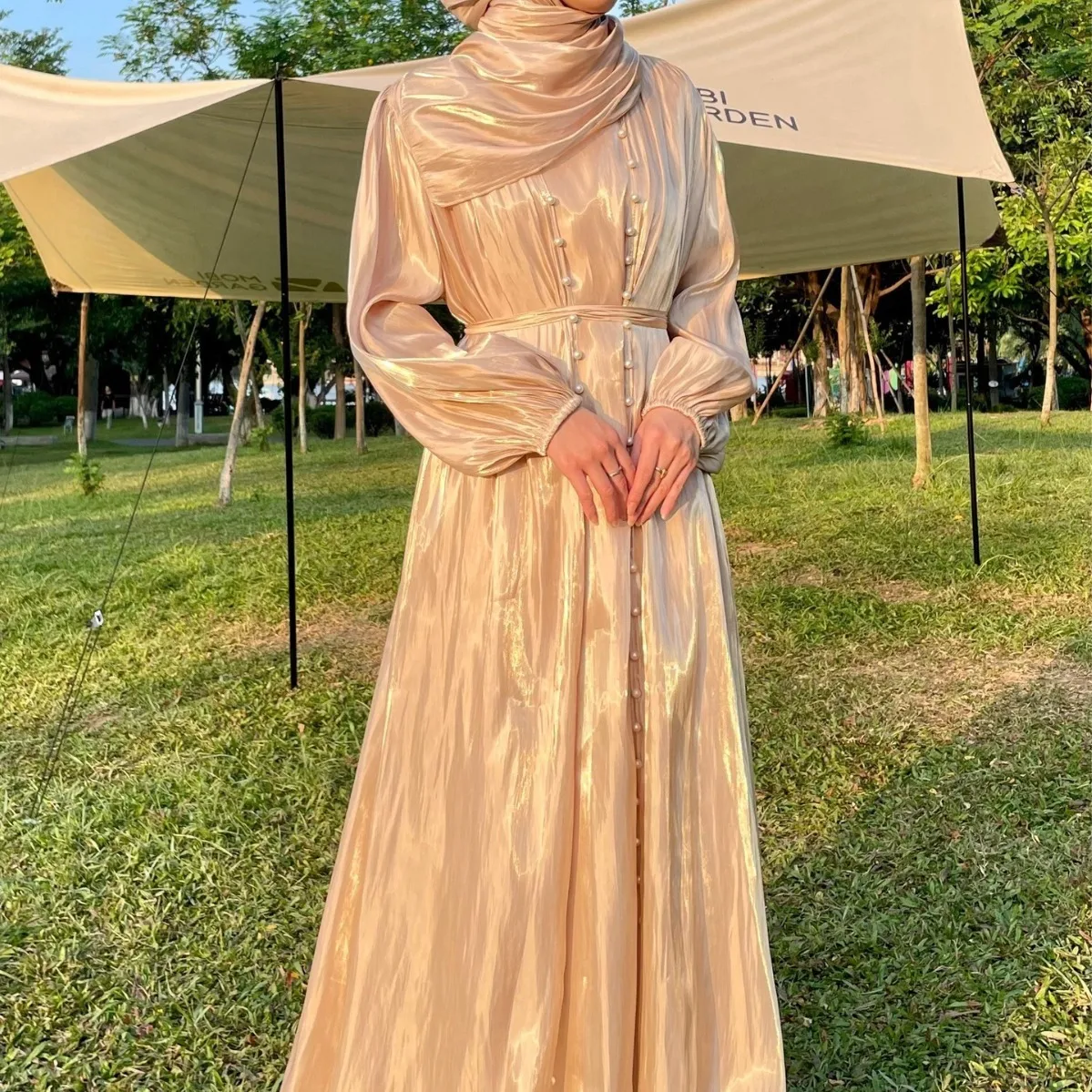 Foreign Trade Women's Muslim Clothing Streamline Yarn Three-piece Set Explosions Dress Robe Abaya display picture 2