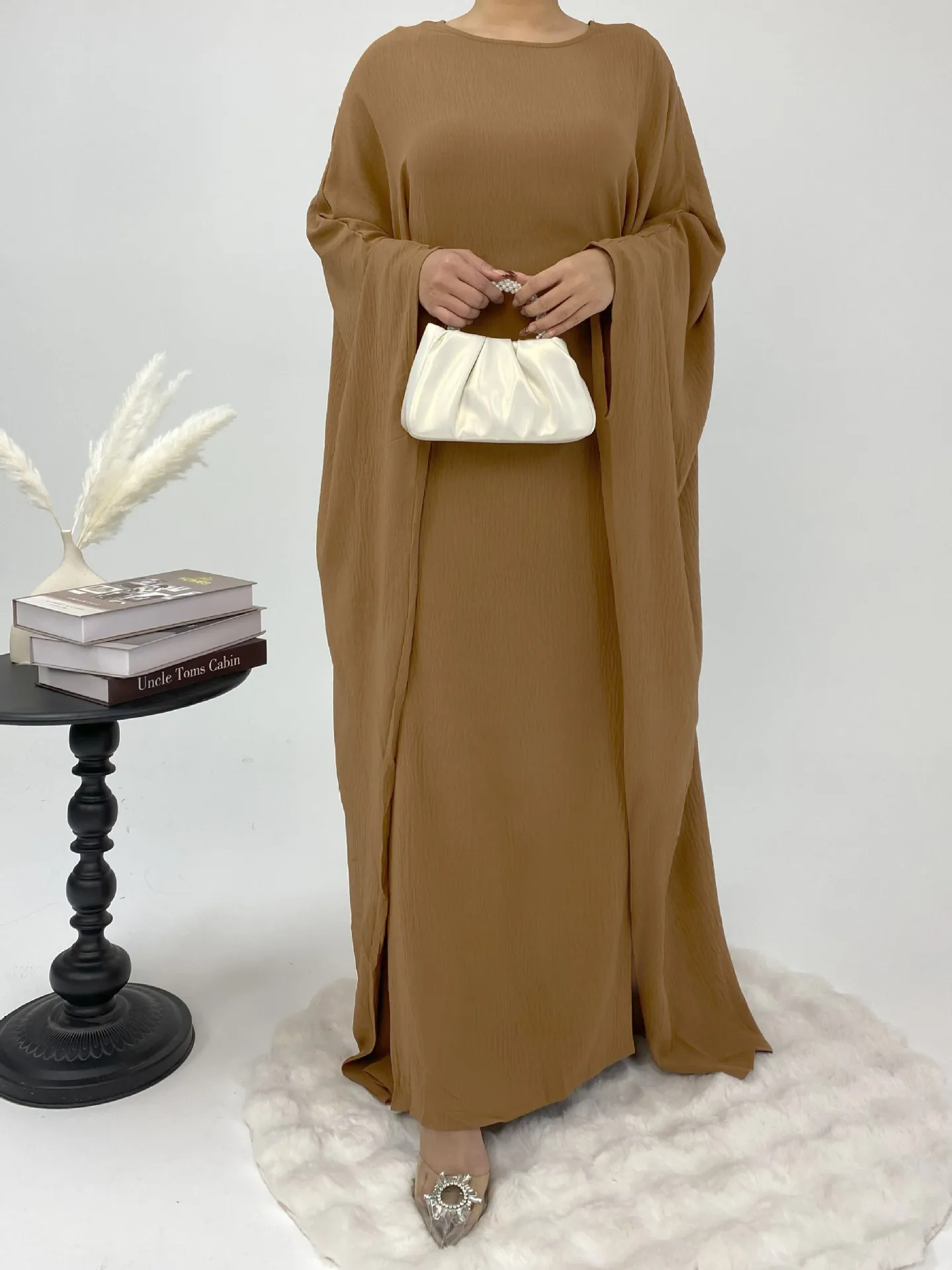 Foreign Trade Women's Muslim Clothing Abaya Waist Bat Sleeve Dress Waist Bat Sleeve Dress display picture 4