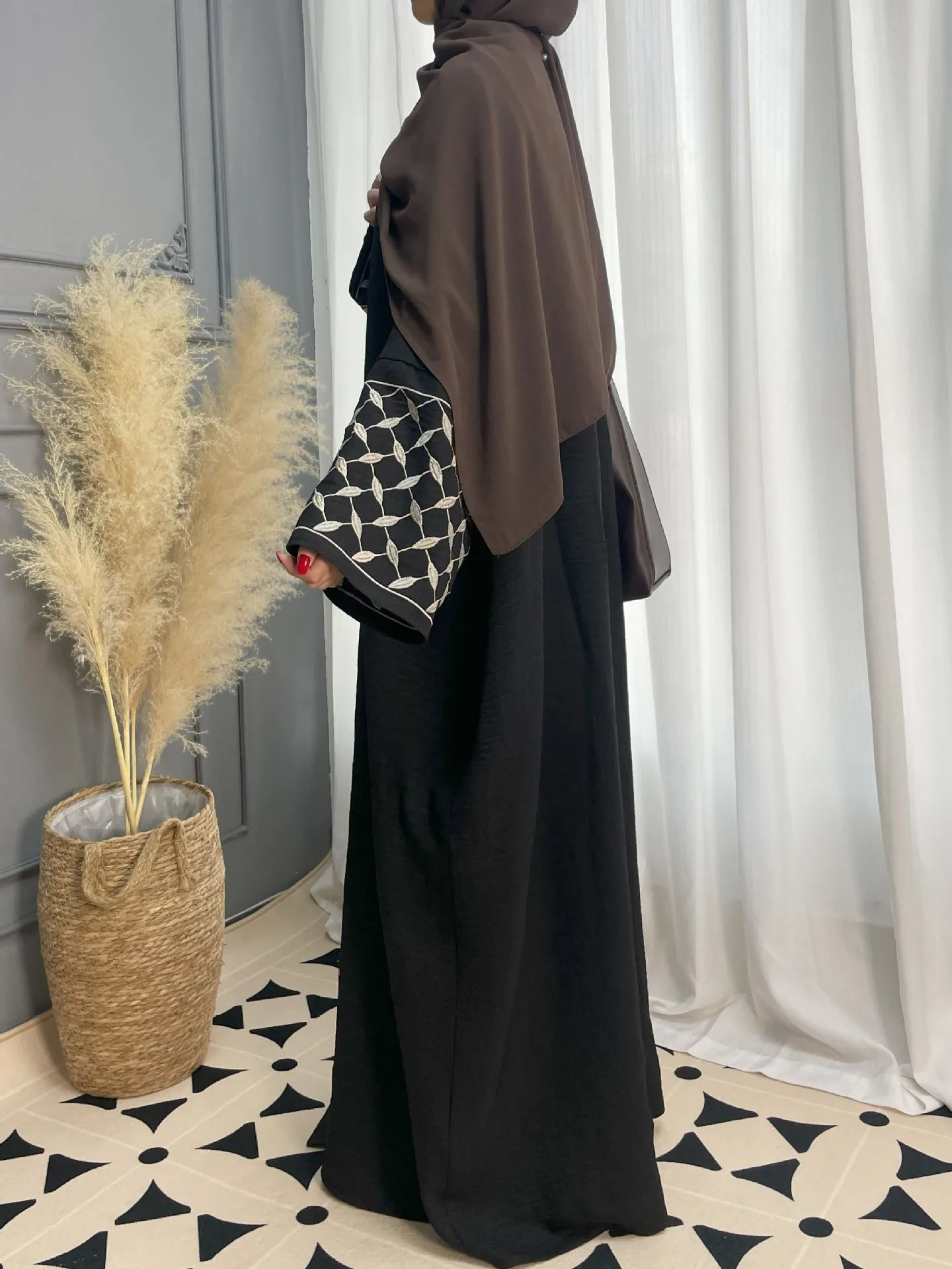 Foreign Trade Women's Clothing Muslim Clothing Abay Hand Embroidered Leaves Plaid Dress Dress Robe display picture 10