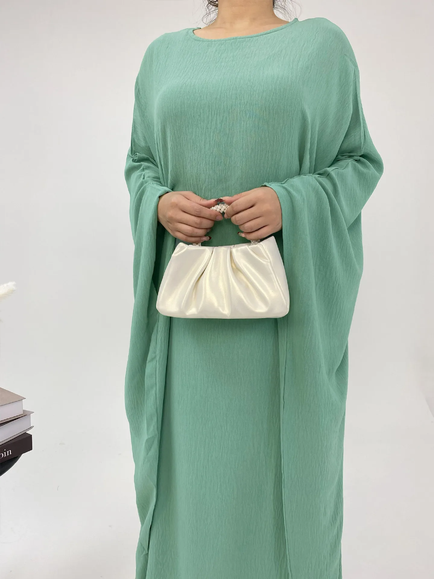 Foreign Trade Women's Muslim Clothing Abaya Waist Bat Sleeve Dress Waist Bat Sleeve Dress display picture 9
