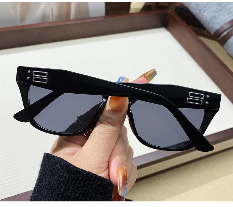 Internet Popular Street Photoshoot Sunglasses Women's Anti-ultraviolet Sunglasses Men's Fashionable All-match Concave Shape Large Frame Slimming Sunshade Glasses display picture 3