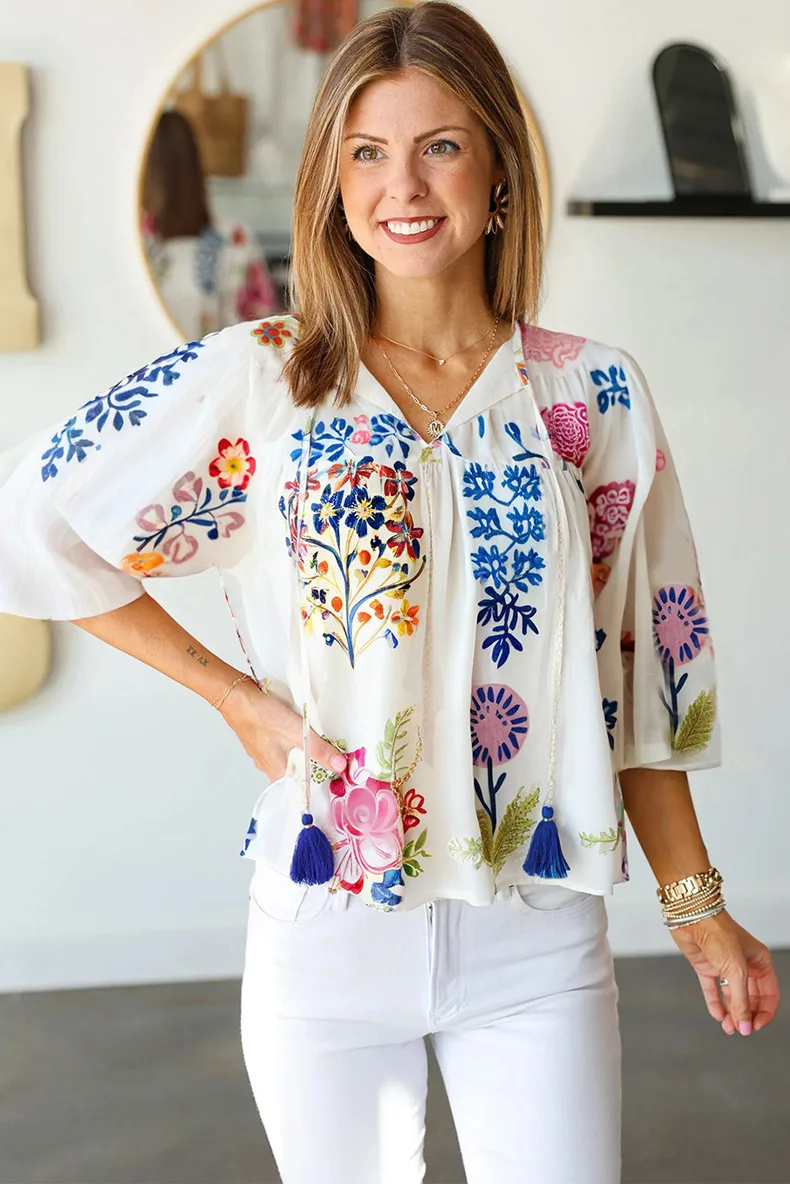 Retro  Loose Sleeve T-Shirt For Women V-Neck Oversize Top With Tassel Spring New Style Casual Floral Print display picture 2
