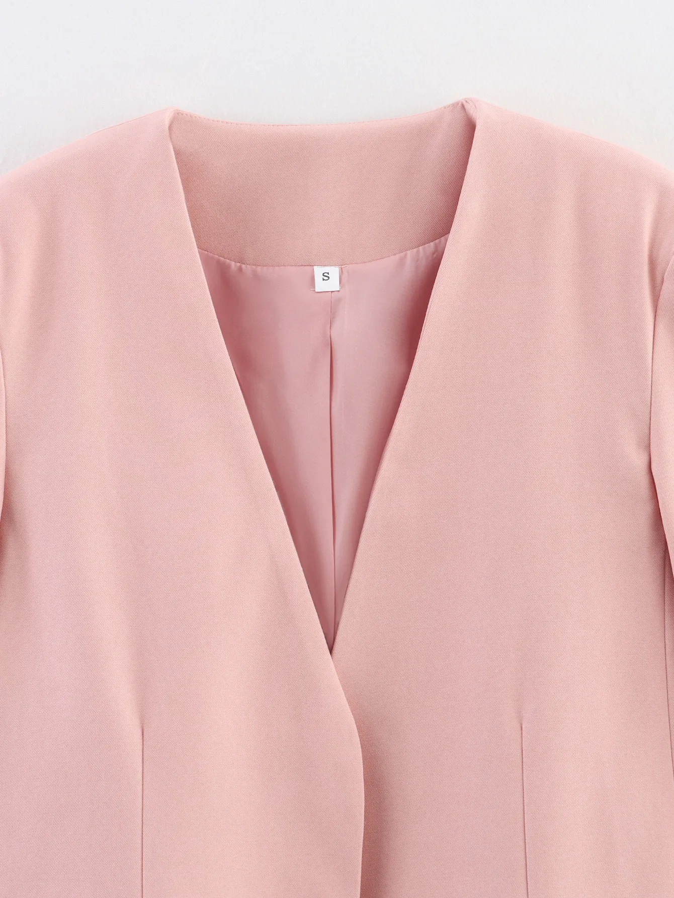 Fashionable Casual Loose Pink Suit Jacket Women's Short Outerwear Elegant V-neck Polyester Long Sleeve Dark Button Pure Color display picture 6