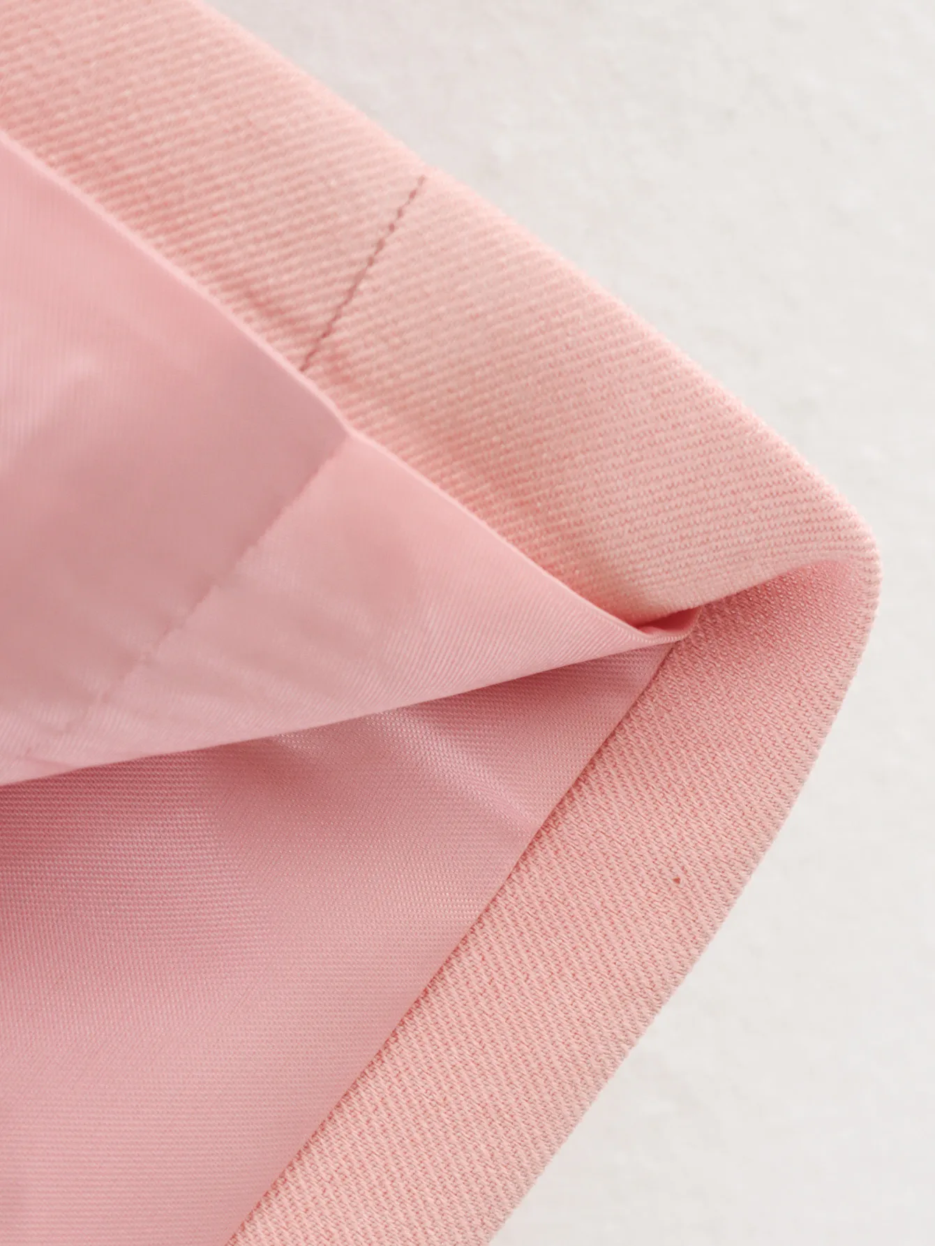Fashionable Casual Loose Pink Suit Jacket Women's Short Outerwear Elegant V-neck Polyester Long Sleeve Dark Button Pure Color display picture 13