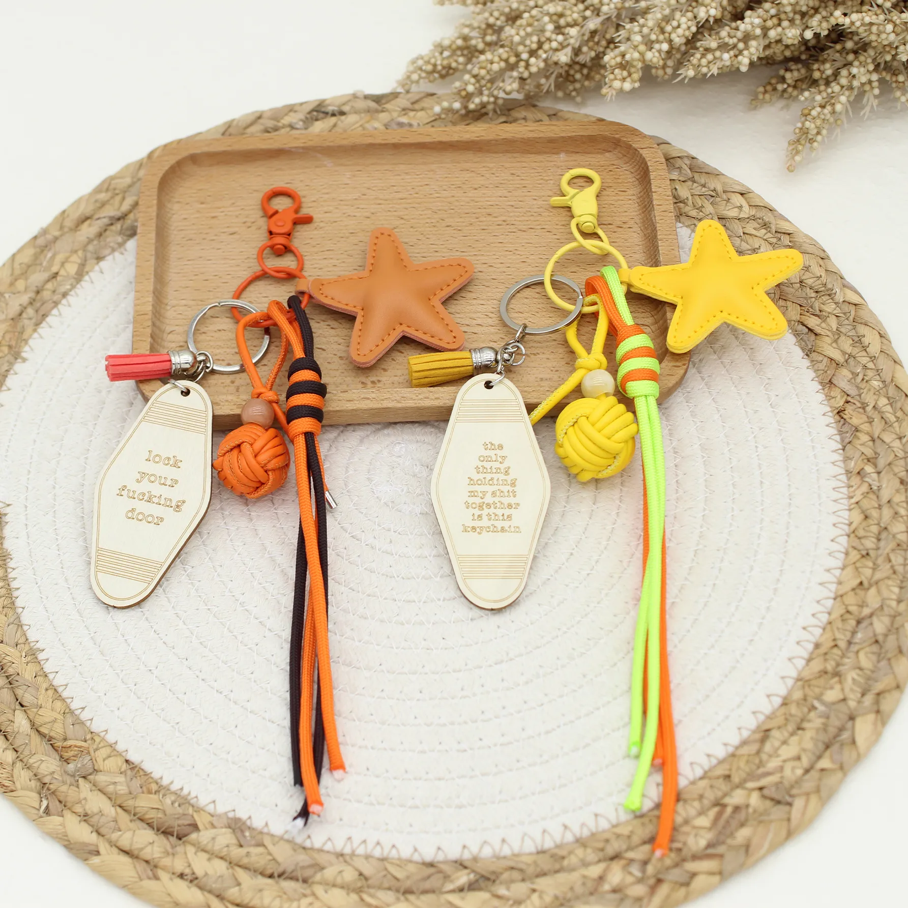 1 Piece All Seasons Acrylic Pu Leather Pentagram Solid Color Bag Pendant Keychain display picture 3