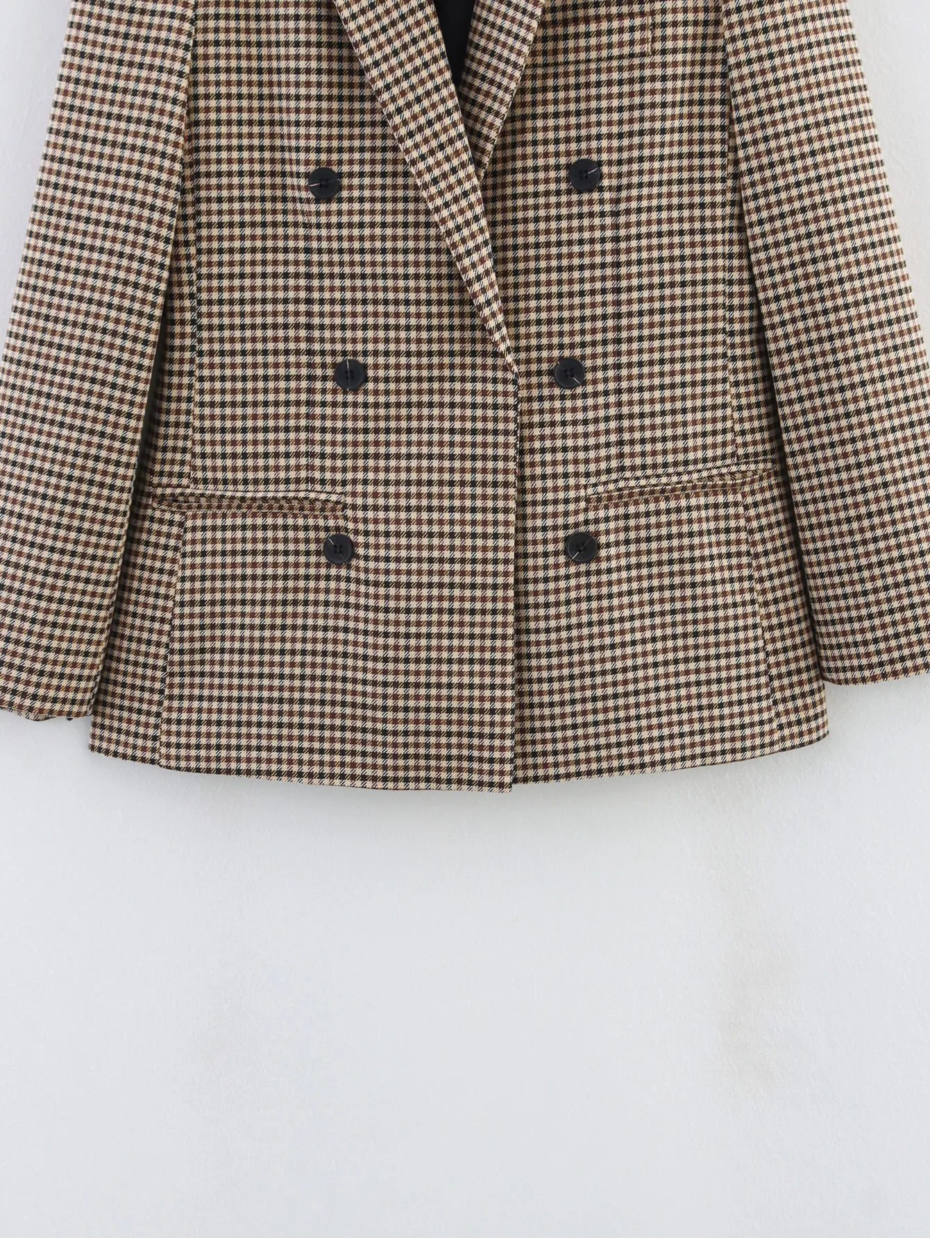 Fashionable Two-Tone Plaid Suit Jacket Elegant  Women's Clothing Pure Color Polyester Long Sleeve Short Style display picture 6