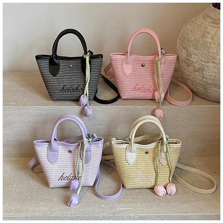 New  Summer Pu Zipper Straw Shoulder Bag Good Quality With Silk Scarf Summer Essential Bag display picture 14