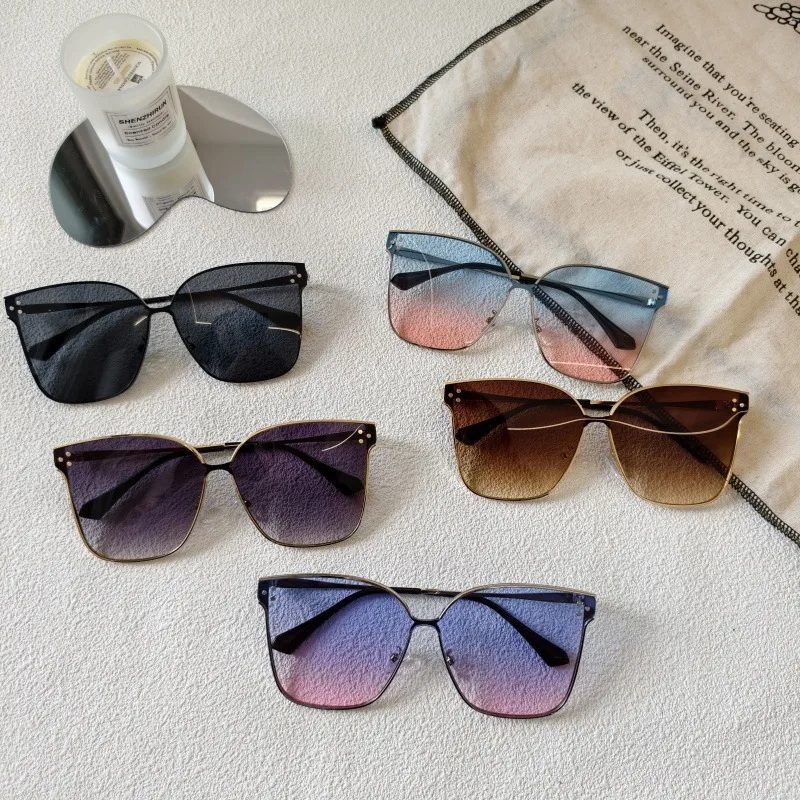 Exaggerated Street Solid Color UV400 Protection Resin Square Quadrilateral Full Frame Glasses display picture 1