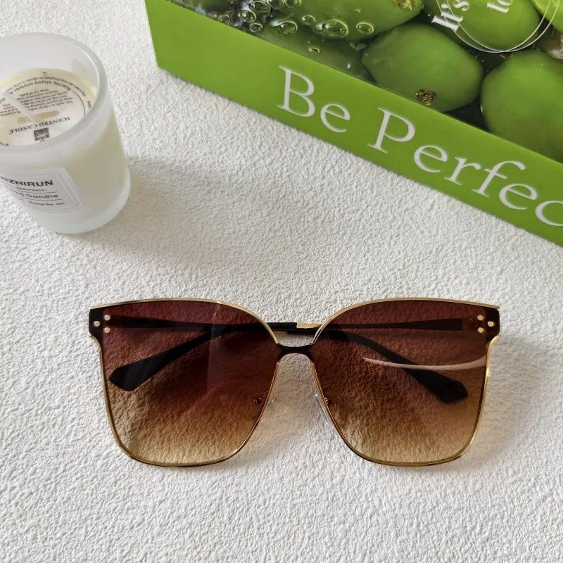 Exaggerated Street Solid Color UV400 Protection Resin Square Quadrilateral Full Frame Glasses display picture 6
