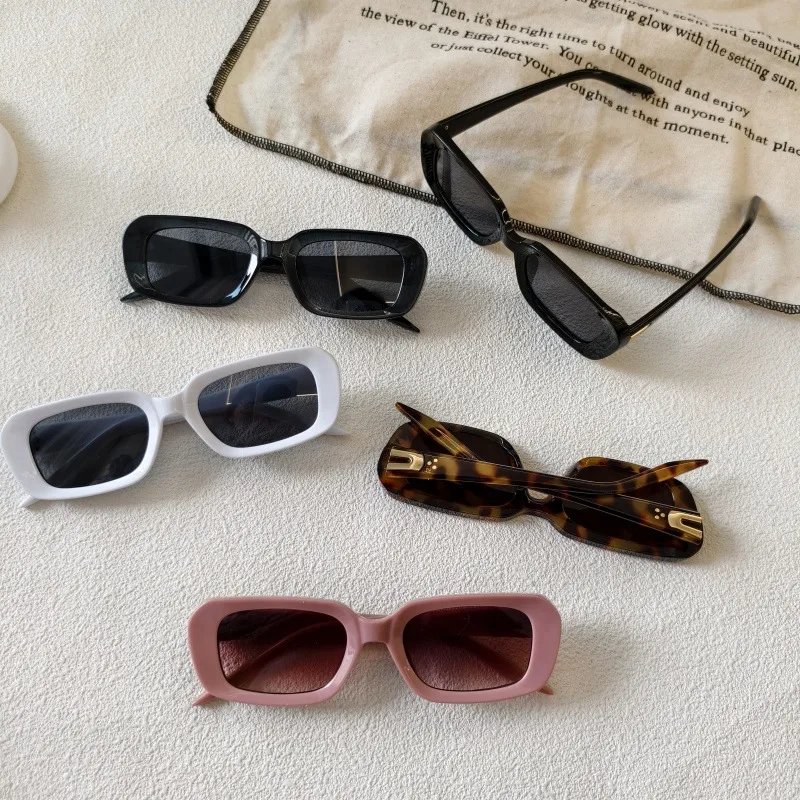 Exaggerated Street Solid Color UV400 Protection Resin Square Quadrilateral Full Frame Glasses display picture 5