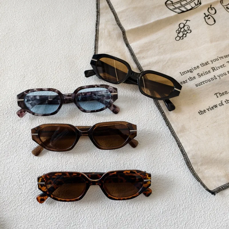 Exaggerated Street Round UV400 Protection Resin Square Quadrilateral Full Frame Glasses display picture 2