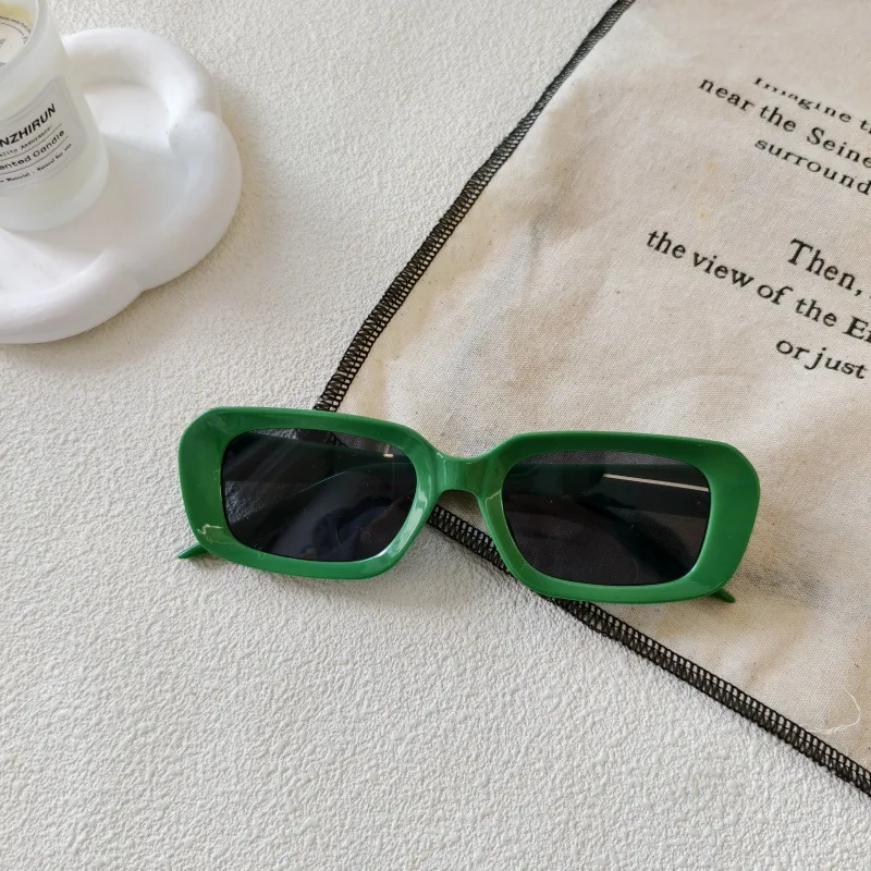 Exaggerated Street Solid Color UV400 Protection Resin Square Quadrilateral Full Frame Glasses display picture 8