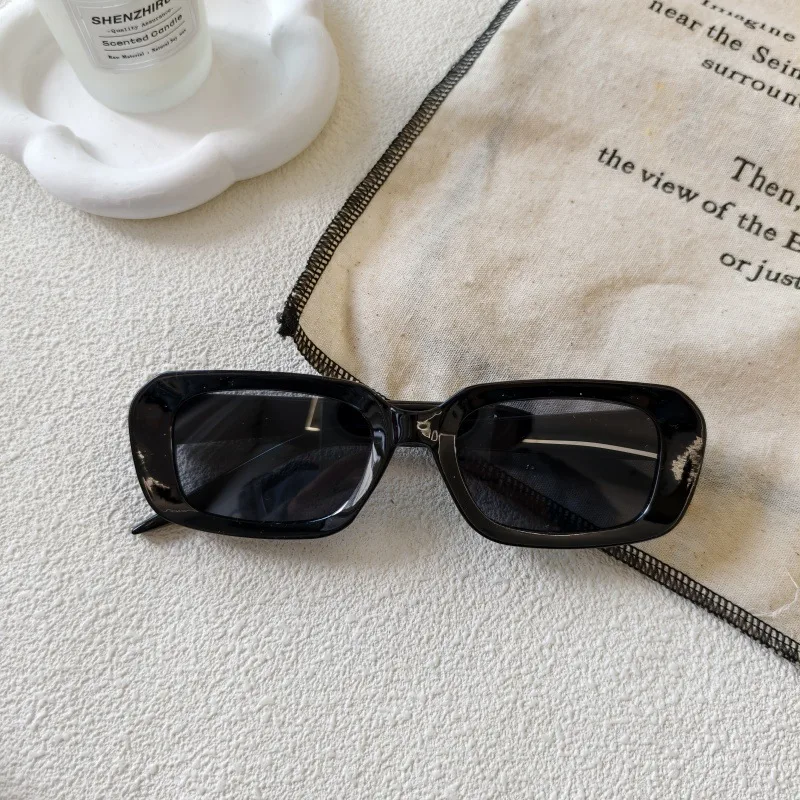 Exaggerated Street Solid Color UV400 Protection Resin Square Quadrilateral Full Frame Glasses display picture 11