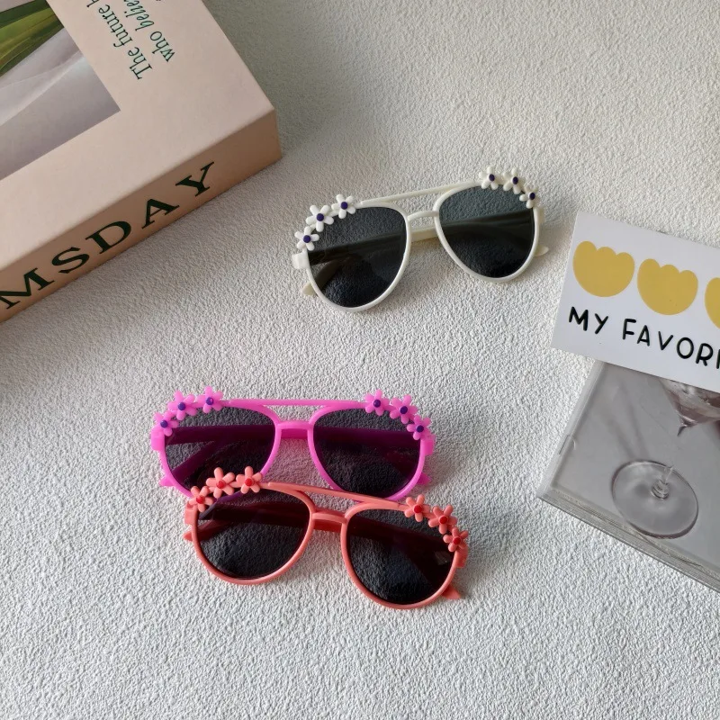 Sweet Simple Style Round UV400 Protection Resin Special-Shaped Mirror Full Frame Glasses display picture 5