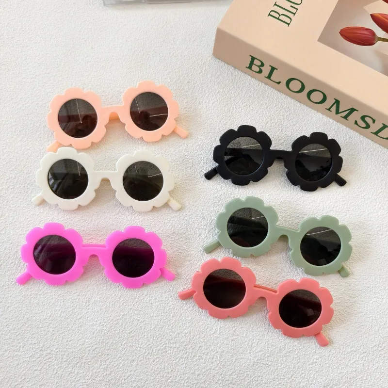 Sweet Simple Style Flower UV400 Protection Resin Special-Shaped Mirror Full Frame Glasses display picture 1