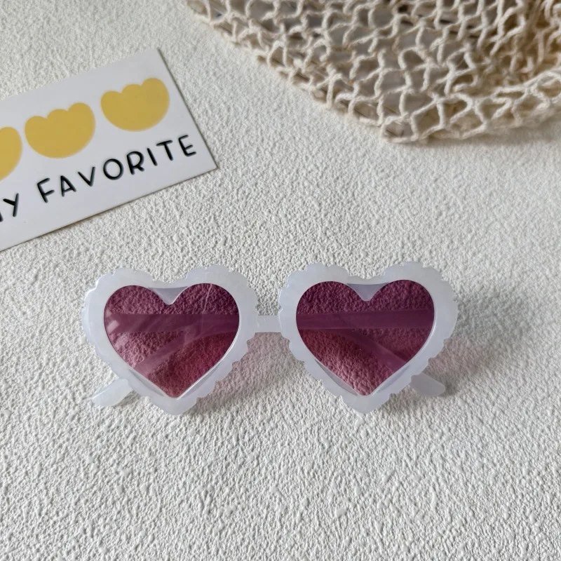 Sweet Simple Style Heart Shape UV400 Protection Resin Special-Shaped Mirror Full Frame Glasses display picture 7