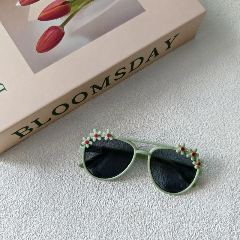 Sweet Simple Style Round UV400 Protection Resin Special-Shaped Mirror Full Frame Glasses display picture 8