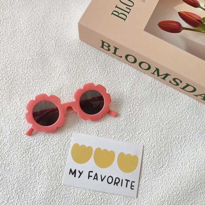 Sweet Simple Style Flower UV400 Protection Resin Special-Shaped Mirror Full Frame Glasses display picture 9