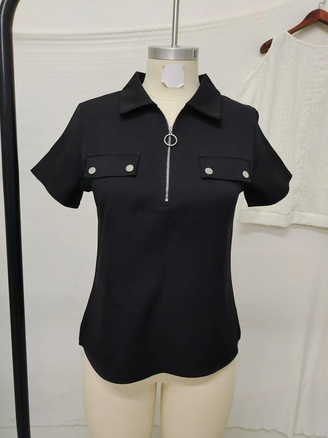 New Spring And Summer Solid Color Zipper Shirt Button Top Women Fashion Casual T-shirt Women's Clothing display picture 5