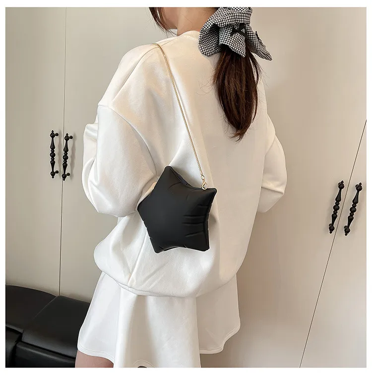 High Sense Acrylic Stars Bag  New Fashion Temperament Trend Shoulder Bag Chain Messenger Bag display picture 19