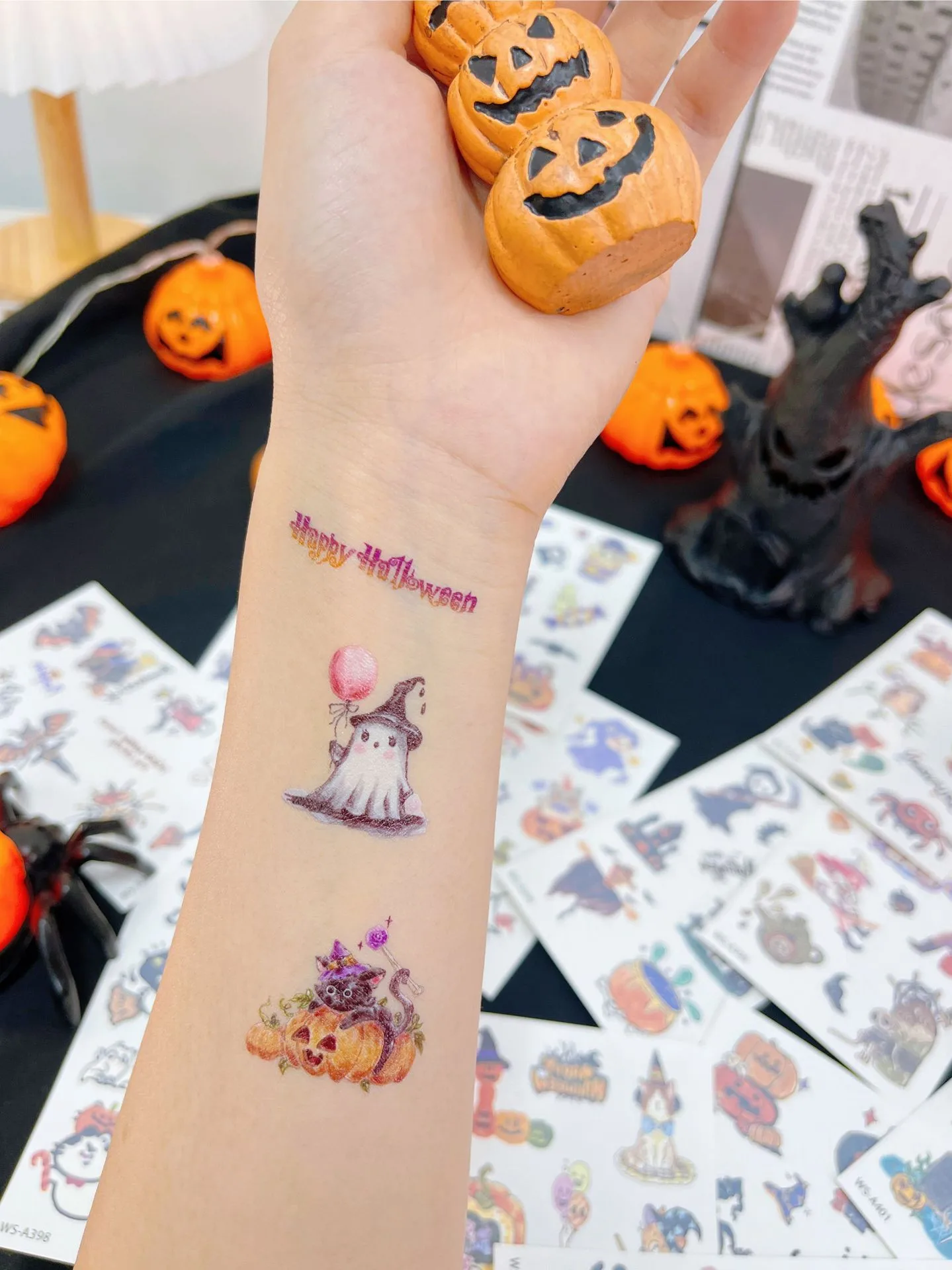 New  Children's Halloween Tattoo Sticker Funny Quirky Cute Party Gathering Tattoo Sticker Paper Waterproof Sweat-Proof display picture 1