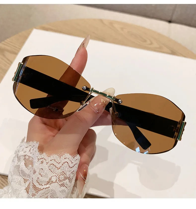 Basic Streetwear Geometric PC UV400 Protection Oval Frame Frameless Glasses display picture 1
