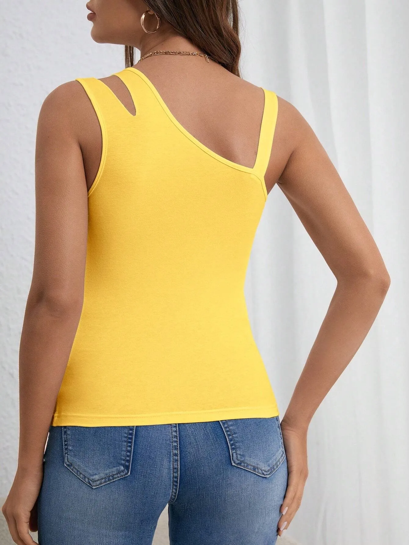 Independent Station Women's Spring And Summer New Simple All-match Camisole Fashionable Outer Wear Sleeveless Top display picture 4