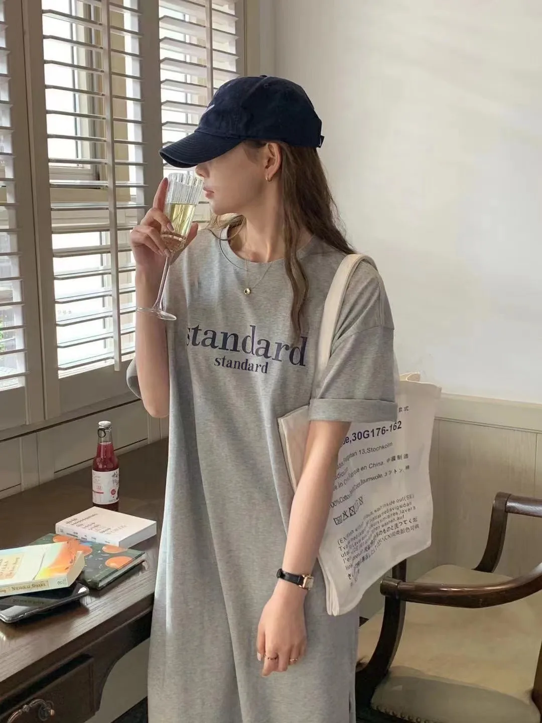 New Casual Short-sleeved Women's Retro Cartoon T-shirt Summer Loose Mid-length Over-the-knee Dress display picture 11