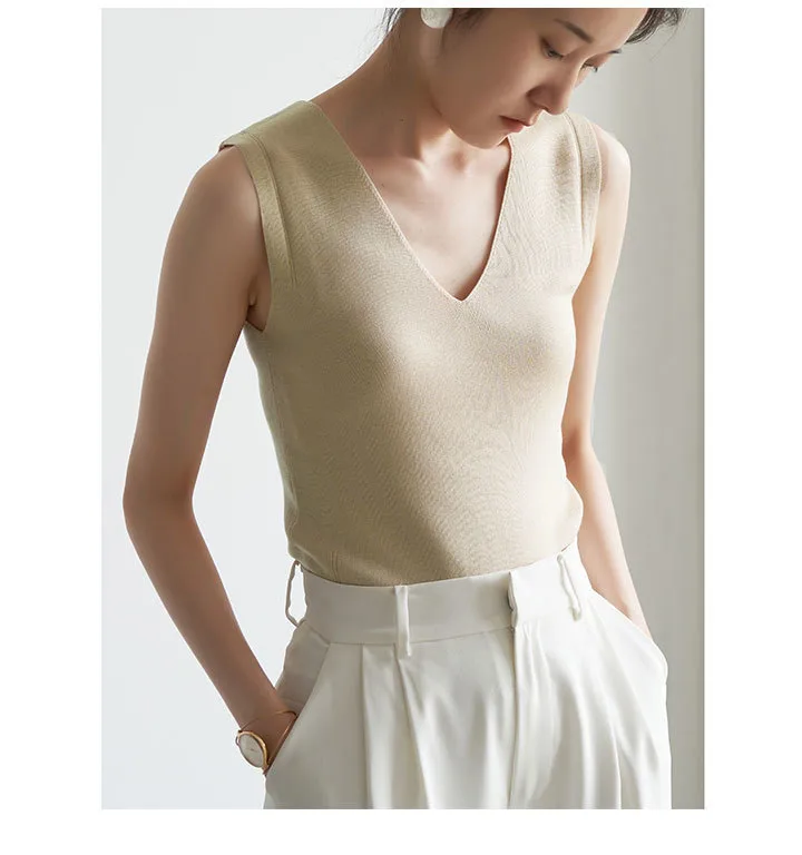 Camisole Women's Spring And Autumn Knitwear V-Neck Sleeveless Suit With Base Shirt Fashionable Stylish Ice Silk Top display picture 4
