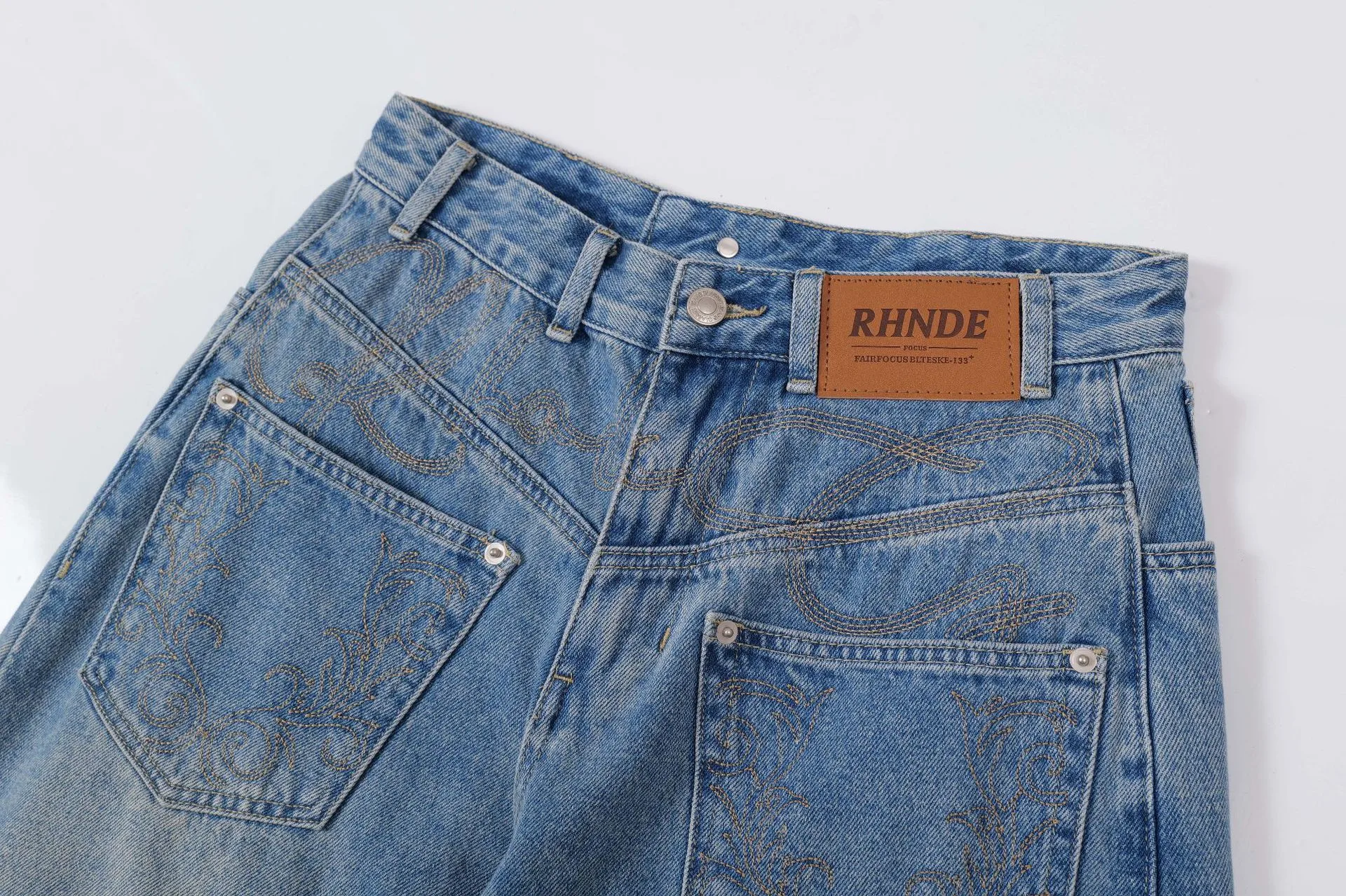 Jiayiku Men's  New American Vintage Embroidered Washed Jeans Men's And Women's Vibe Machete Wide Leg Pants display picture 11