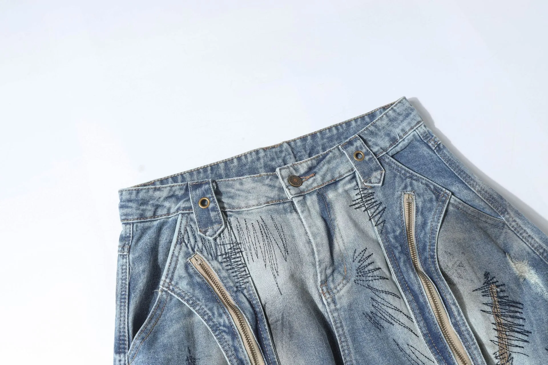 Jiayi Library Men's  New American High Street RO Style Heavy Washing Shaped Scimitar Jeans Wide Leg Pants display picture 17