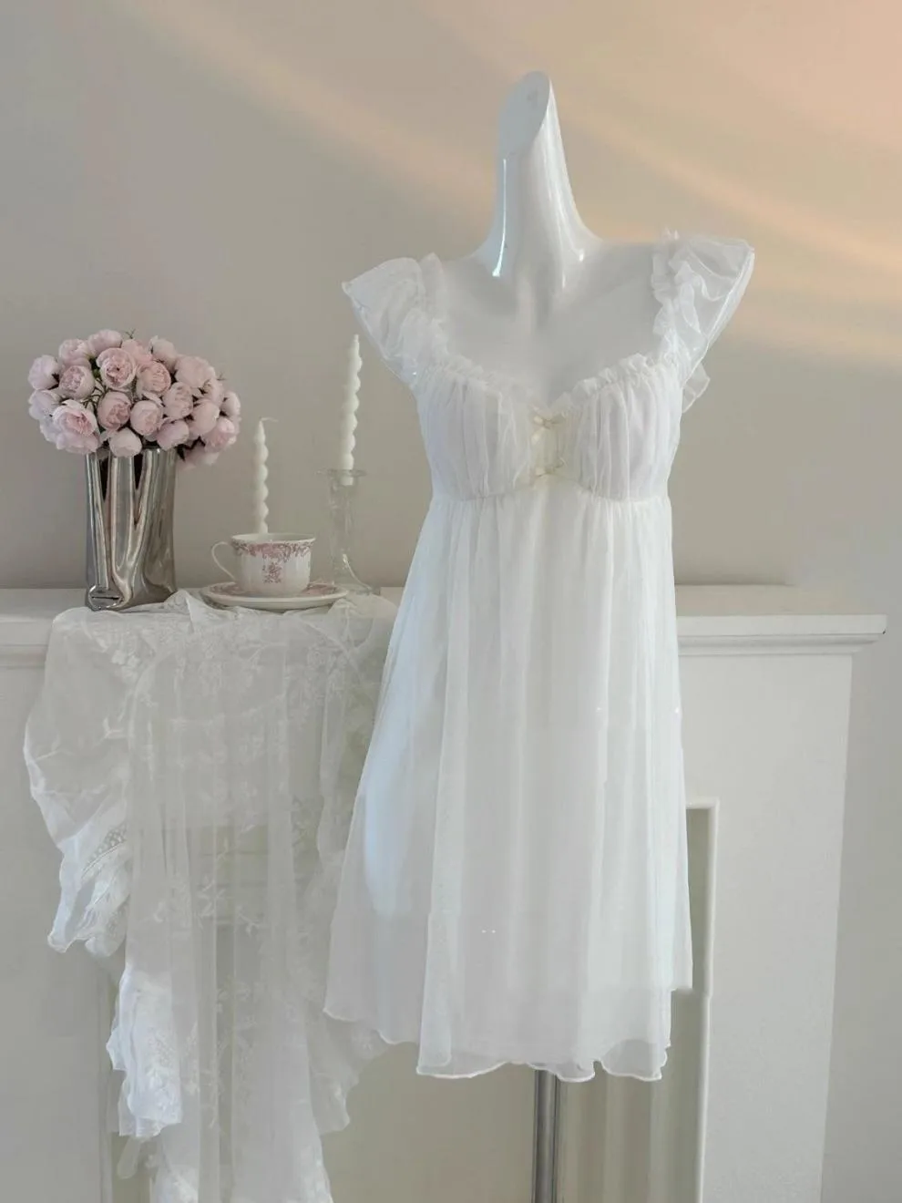 French Style Sling With Chest Pad One-piece Nightdress Pure Sexy Mesh Long Pajamas Summer New Home Clothes display picture 3