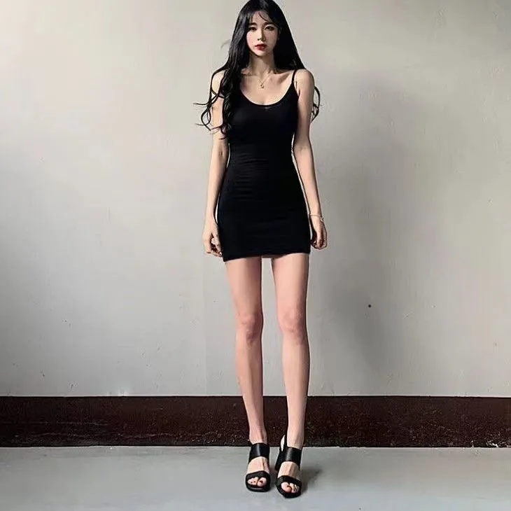 Strappy Hot Girl Vest Dress New Summer Base Skirt  Tight Slim Waist Slimming Long Dress display picture 3
