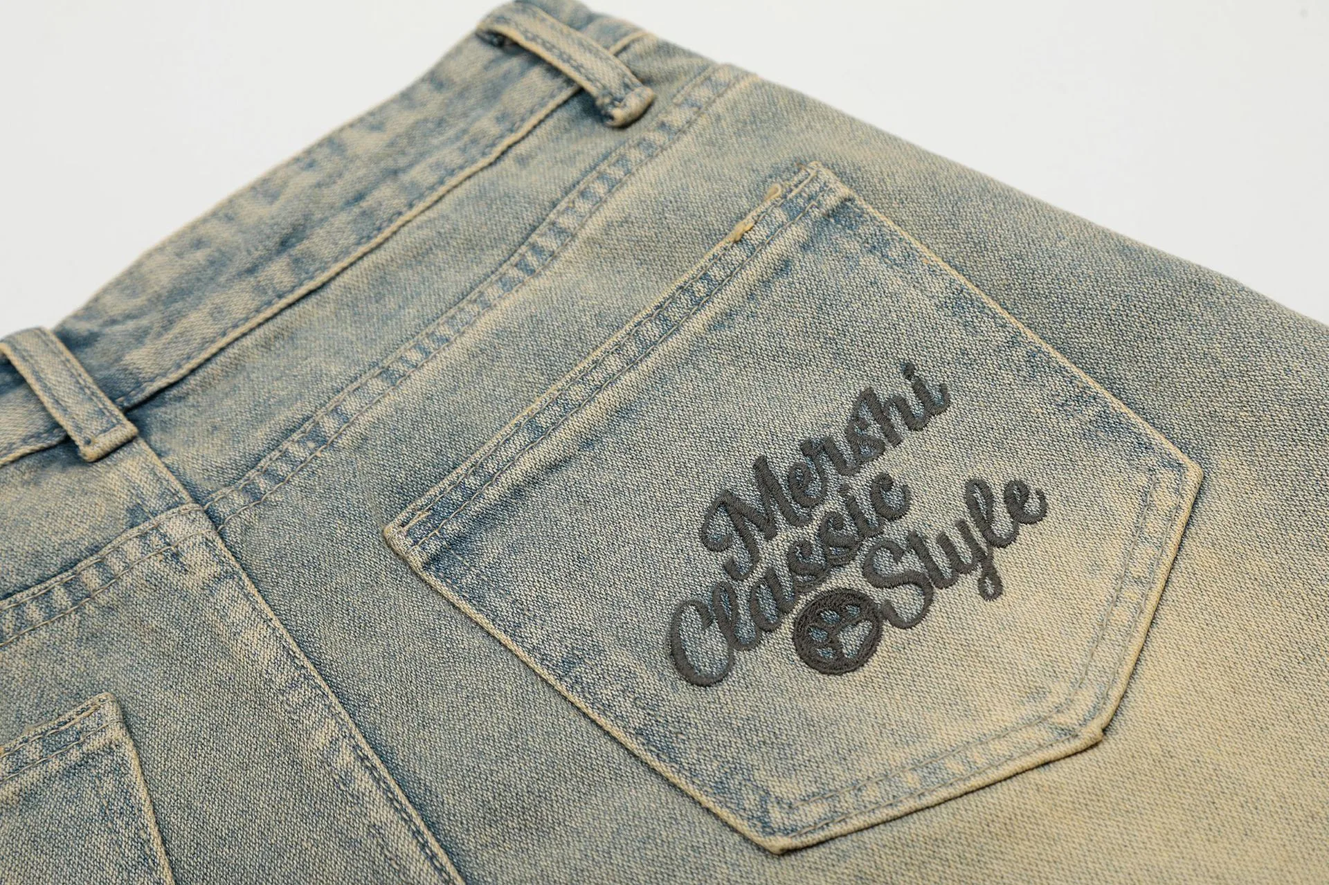 Jiayiku Men's American Vintage Washed Old Denim Shorts Men's And Women's Straight Loose Cleanfit Shorts display picture 11