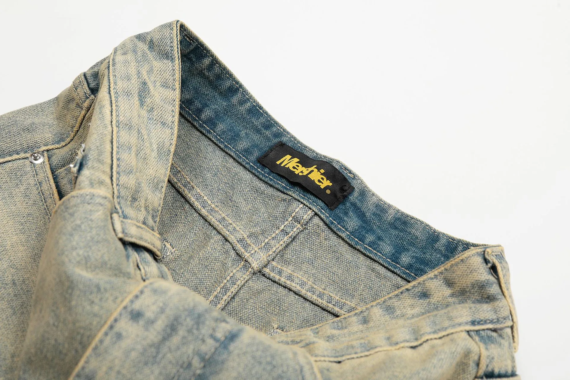 Jiayiku Men's American Vintage Washed Old Denim Shorts Men's And Women's Straight Loose Cleanfit Shorts display picture 12