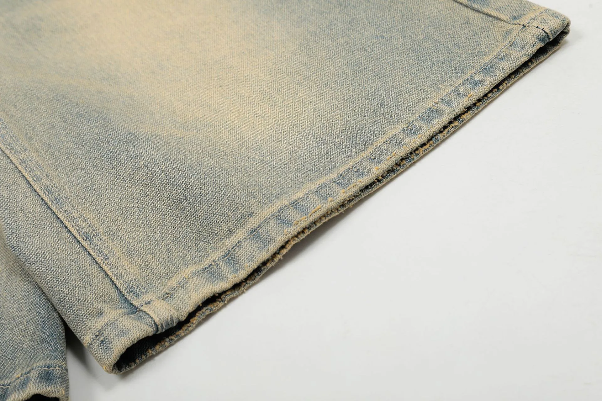 Jiayiku Men's American Vintage Washed Old Denim Shorts Men's And Women's Straight Loose Cleanfit Shorts display picture 13