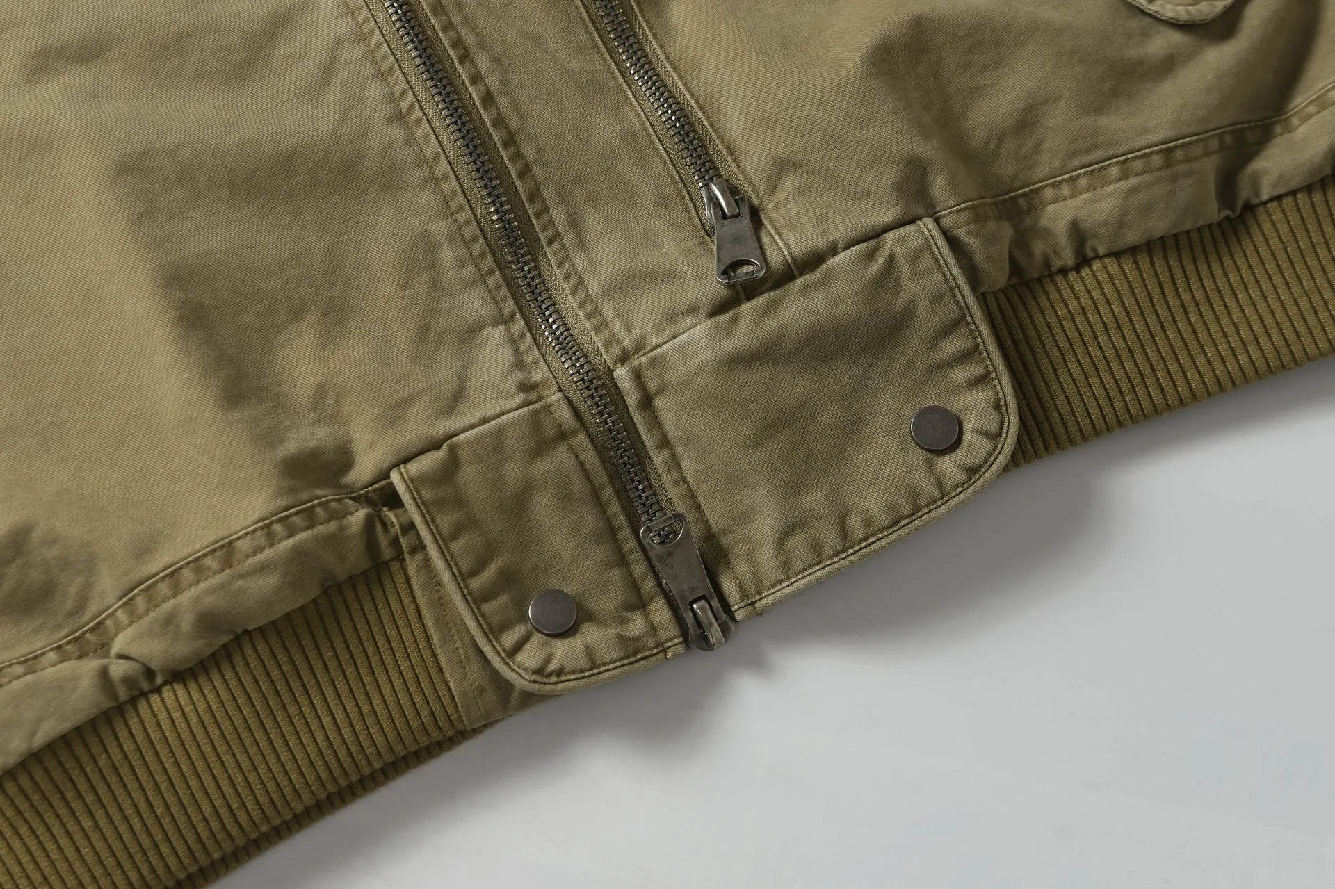 Jiayi Library Men's  Spring American Locomotive Wind Vintage Heavy Flying Jacket Water Washing Tooling Jacket display picture 10
