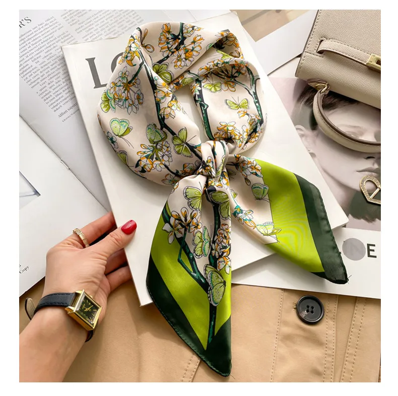 70 Silk Scarf Neck Small Square Scarf New Wave Dot Silk Scarf Small Scarf High-grade Small Scarf For Women display picture 3
