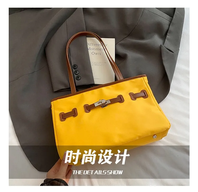 Women's Pu Leather Nylon Color Block Streetwear Square Zipper Shoulder Bag Tote Bag display picture 5
