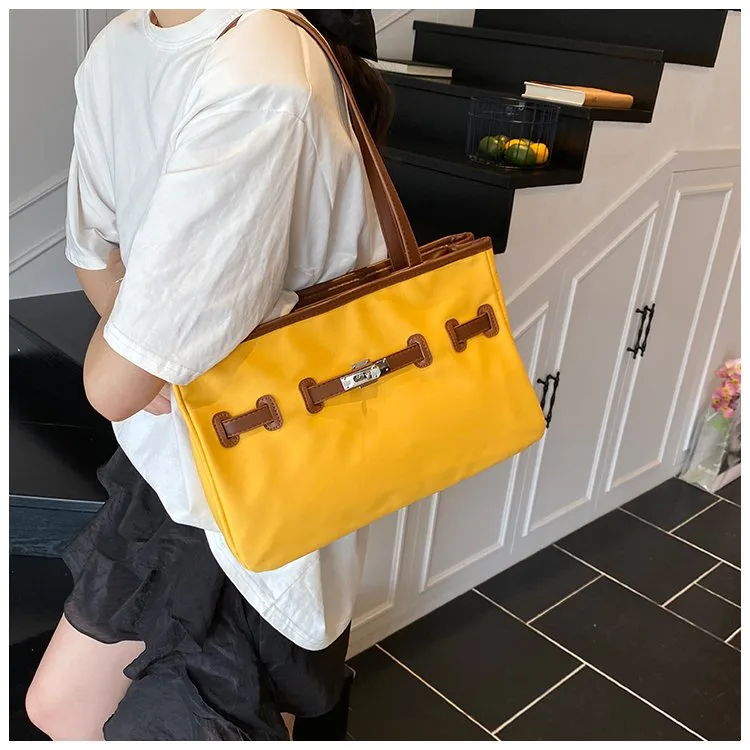 Women's Pu Leather Nylon Color Block Streetwear Square Zipper Shoulder Bag Tote Bag display picture 6