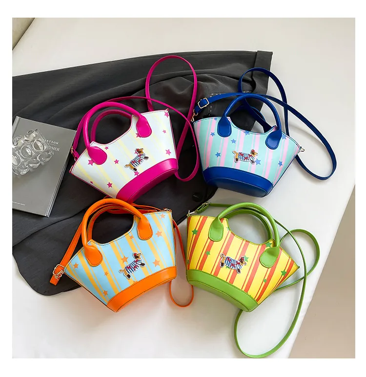 Niche Design Fashion Bag Internet Celebrant Bucket Handbag New Cute Dopamine Color Vegetable Basket Bag Crossbody Bag display picture 2
