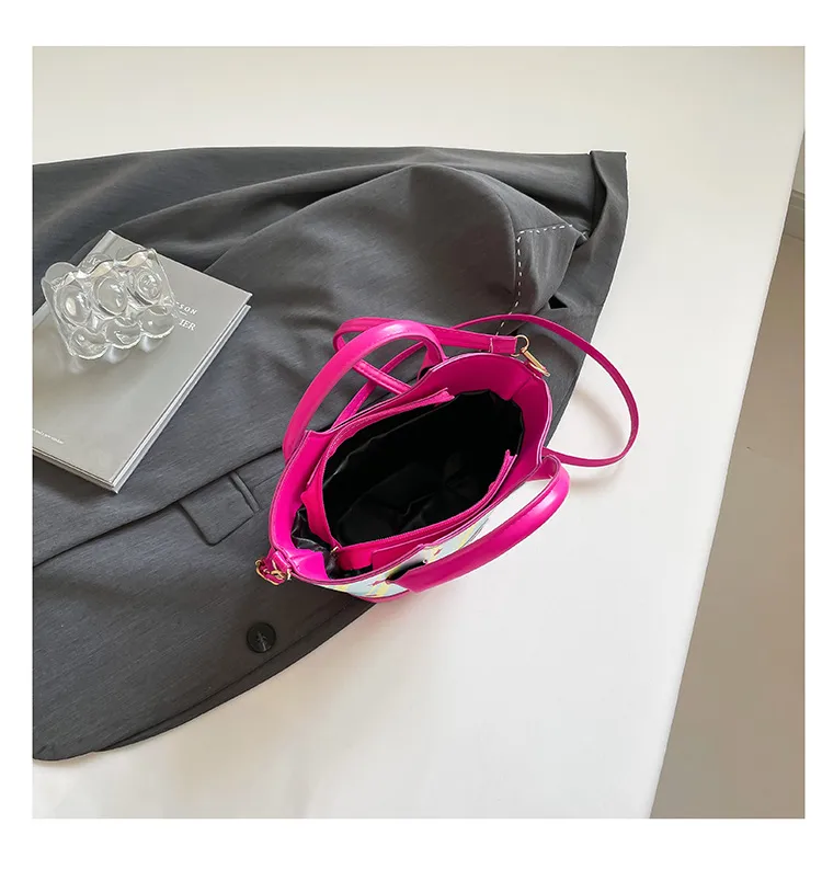 Niche Design Fashion Bag Internet Celebrant Bucket Handbag New Cute Dopamine Color Vegetable Basket Bag Crossbody Bag display picture 9