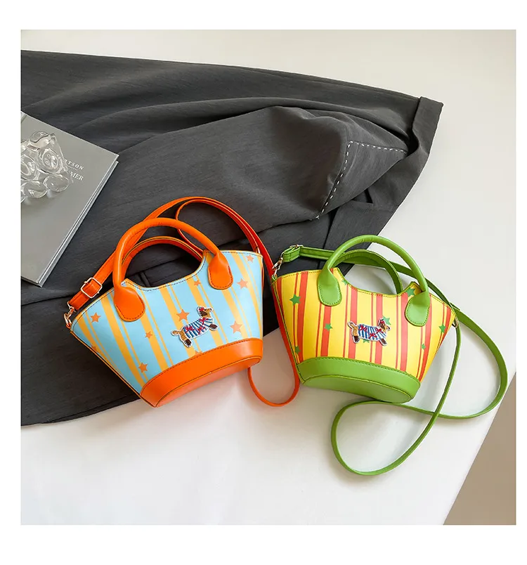 Niche Design Fashion Bag Internet Celebrant Bucket Handbag New Cute Dopamine Color Vegetable Basket Bag Crossbody Bag display picture 23
