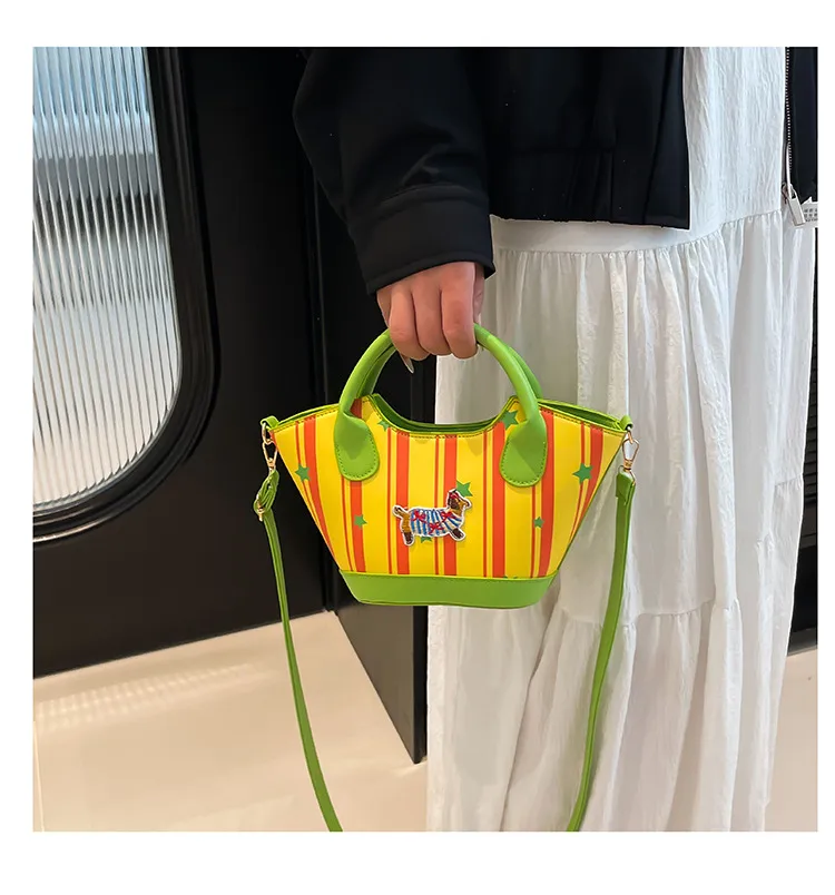 Niche Design Fashion Bag Internet Celebrant Bucket Handbag New Cute Dopamine Color Vegetable Basket Bag Crossbody Bag display picture 31