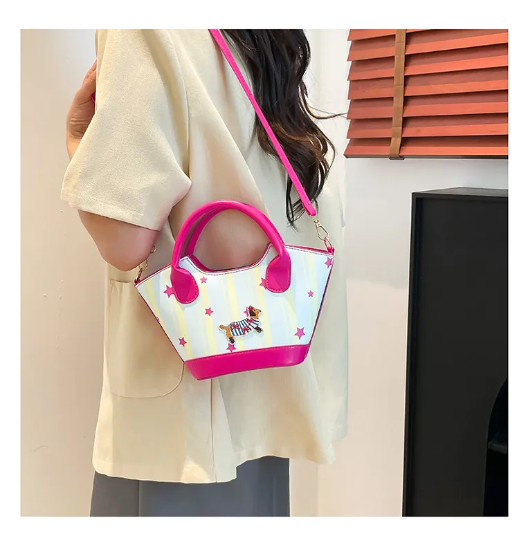Niche Design Fashion Bag Internet Celebrant Bucket Handbag New Cute Dopamine Color Vegetable Basket Bag Crossbody Bag display picture 38